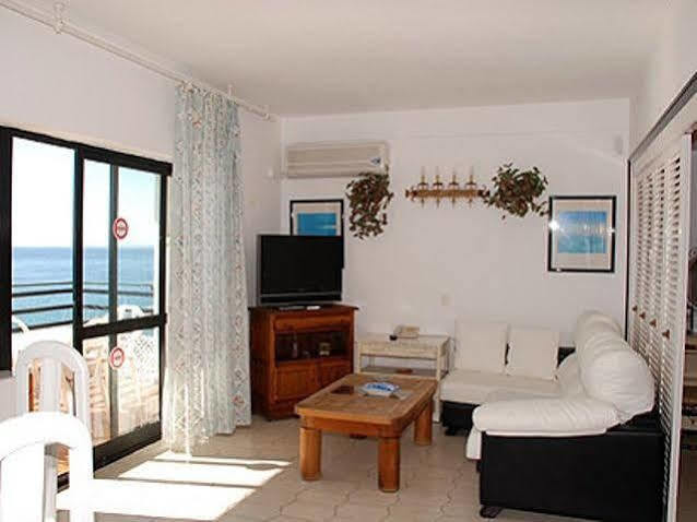 Apartamentos Mediterraneo Nerja Ngoại thất bức ảnh