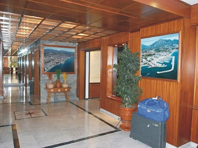 Apartamentos Mediterraneo Nerja Ngoại thất bức ảnh